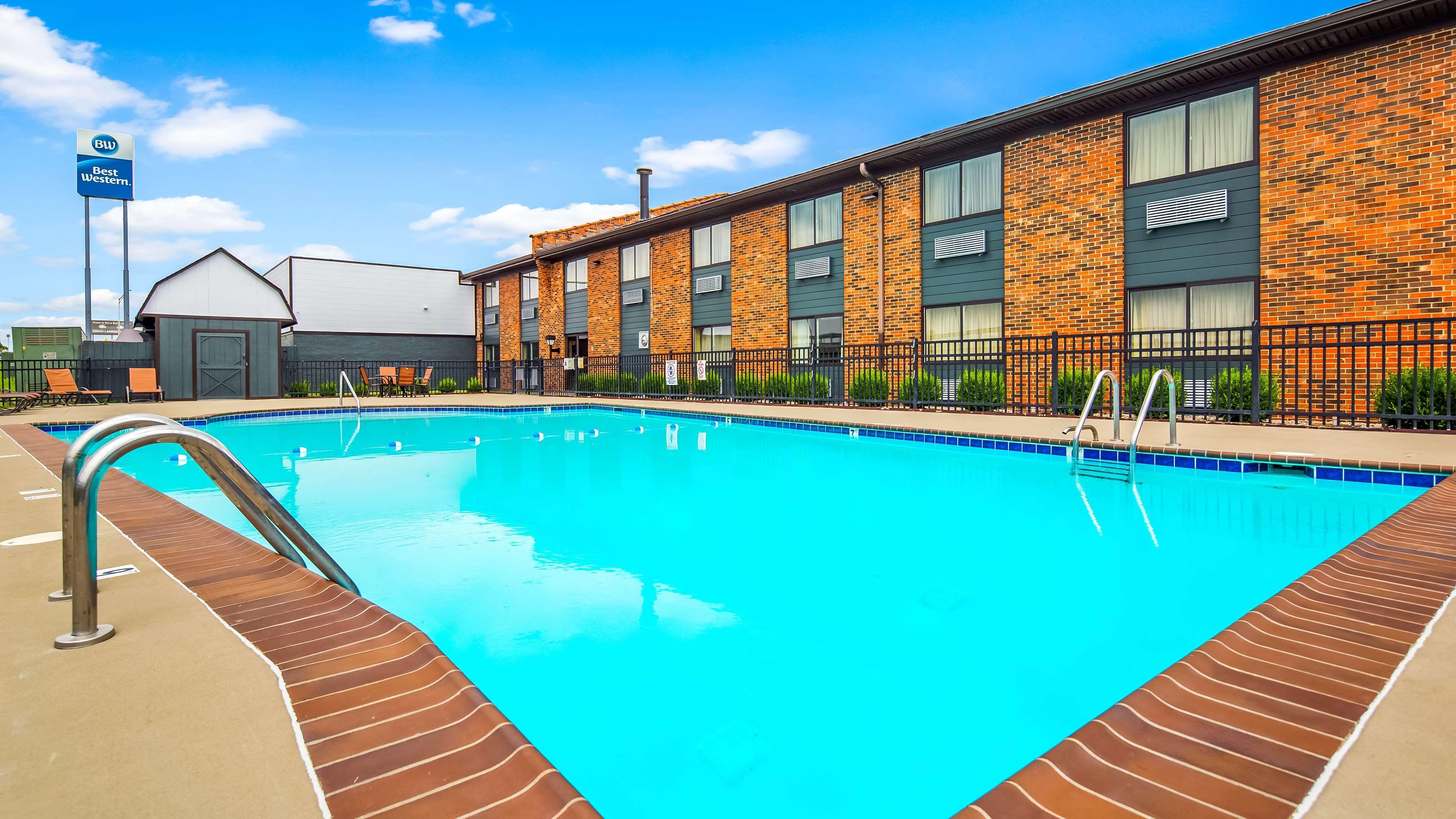 Best Western Shepherdsville Esterno foto